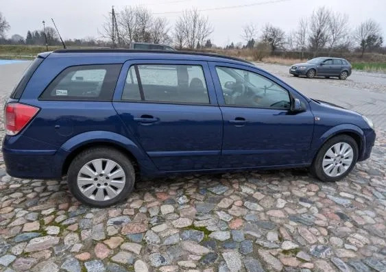 Opel Astra cena 6800 przebieg: 262000, rok produkcji 2004 z Świecie małe 7